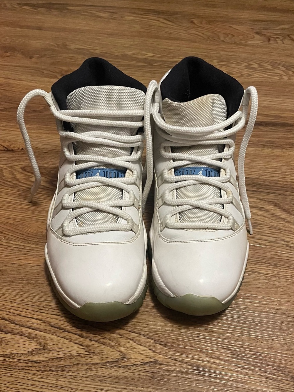 2014 Nike Air Jordan 11 Retro 378037 117 'Legend Blue' Patent Leather White Sz 9